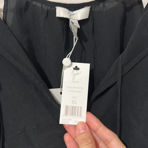 NEW • Joie • Women’s Alipha V Neck Ruffle Tank Top Black XS Silk - Picture 3 of 4